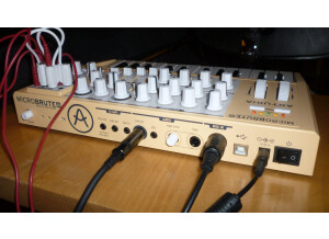 Arturia MicroBrute SE - Orange (11731)
