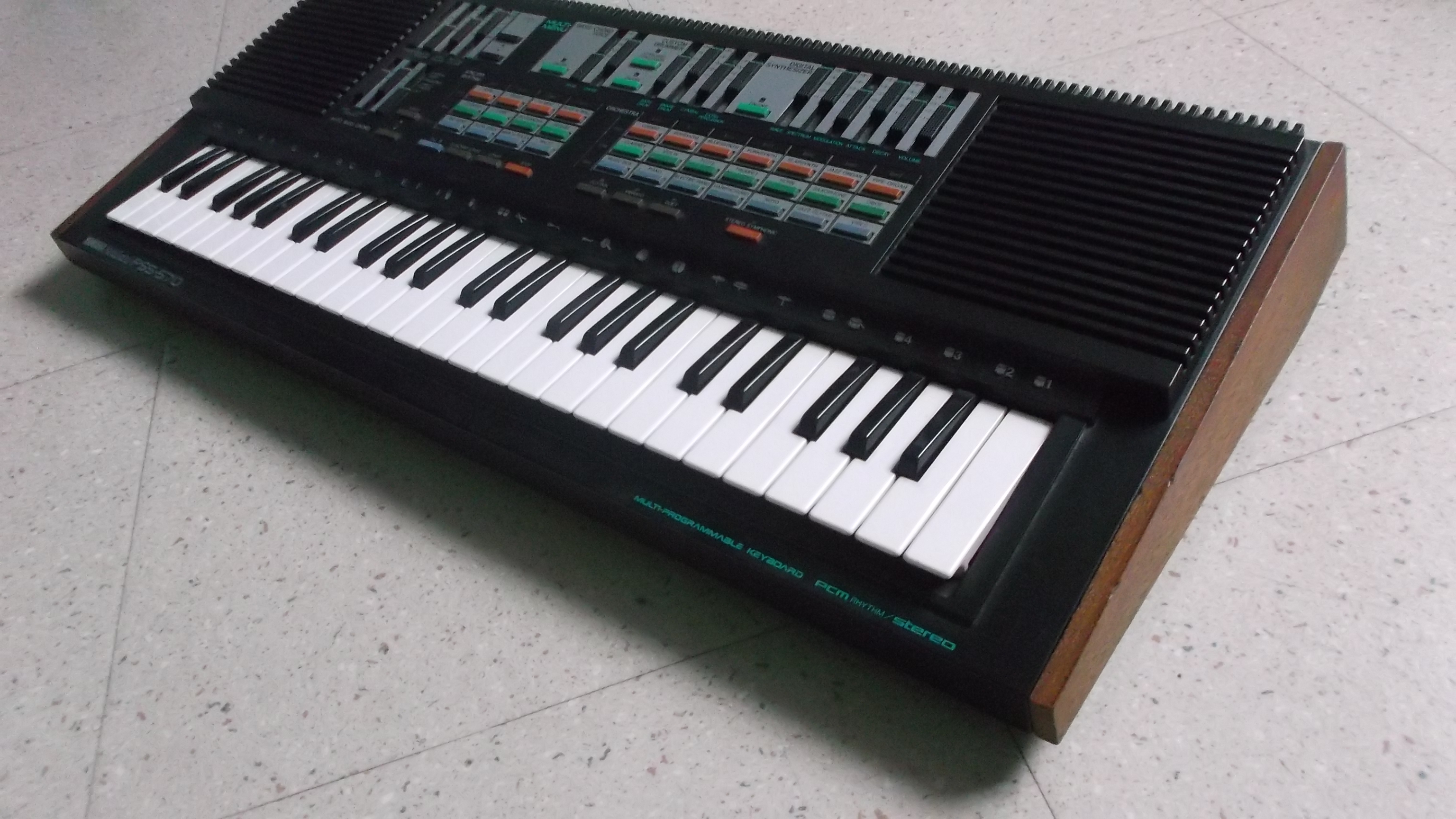 Yamaha PSS-570