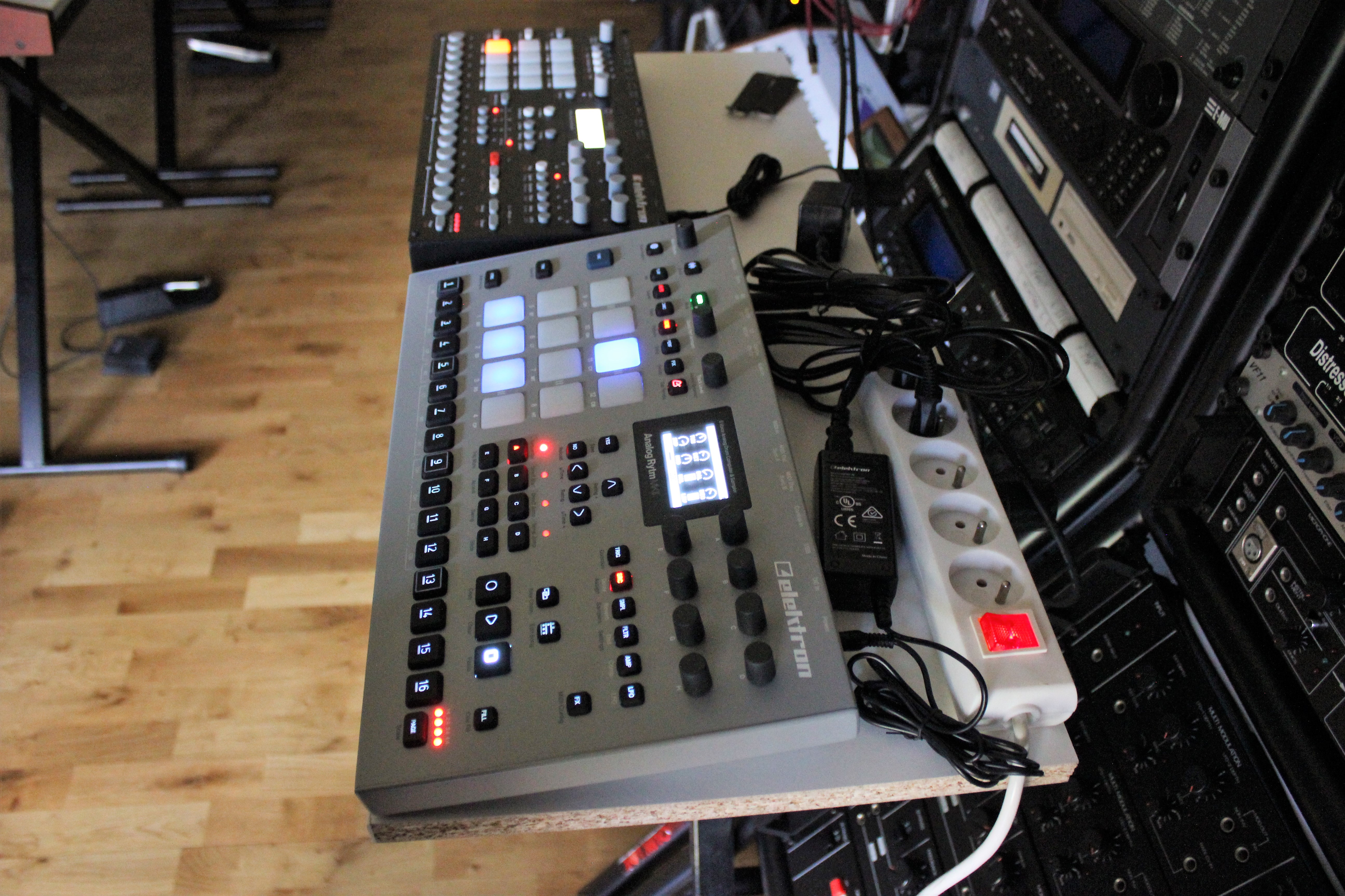 Analog Rytm MKII 2tof 06.JPG