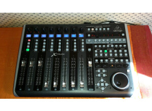 Behringer X-Touch (78772)
