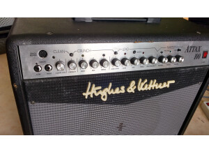HughesKettner Attax100 1