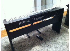 Roland FP-4 (43325)