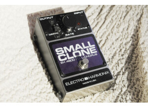 Electro-Harmonix Small Clone