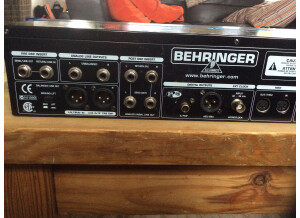 Behringer Bass V-Amp Pro (35082)