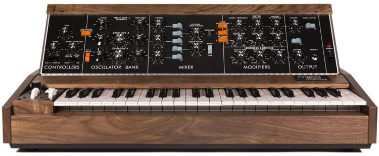 Minimoog Walnut Front