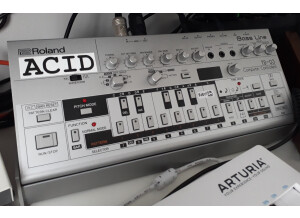 Roland TB-03 (76092)
