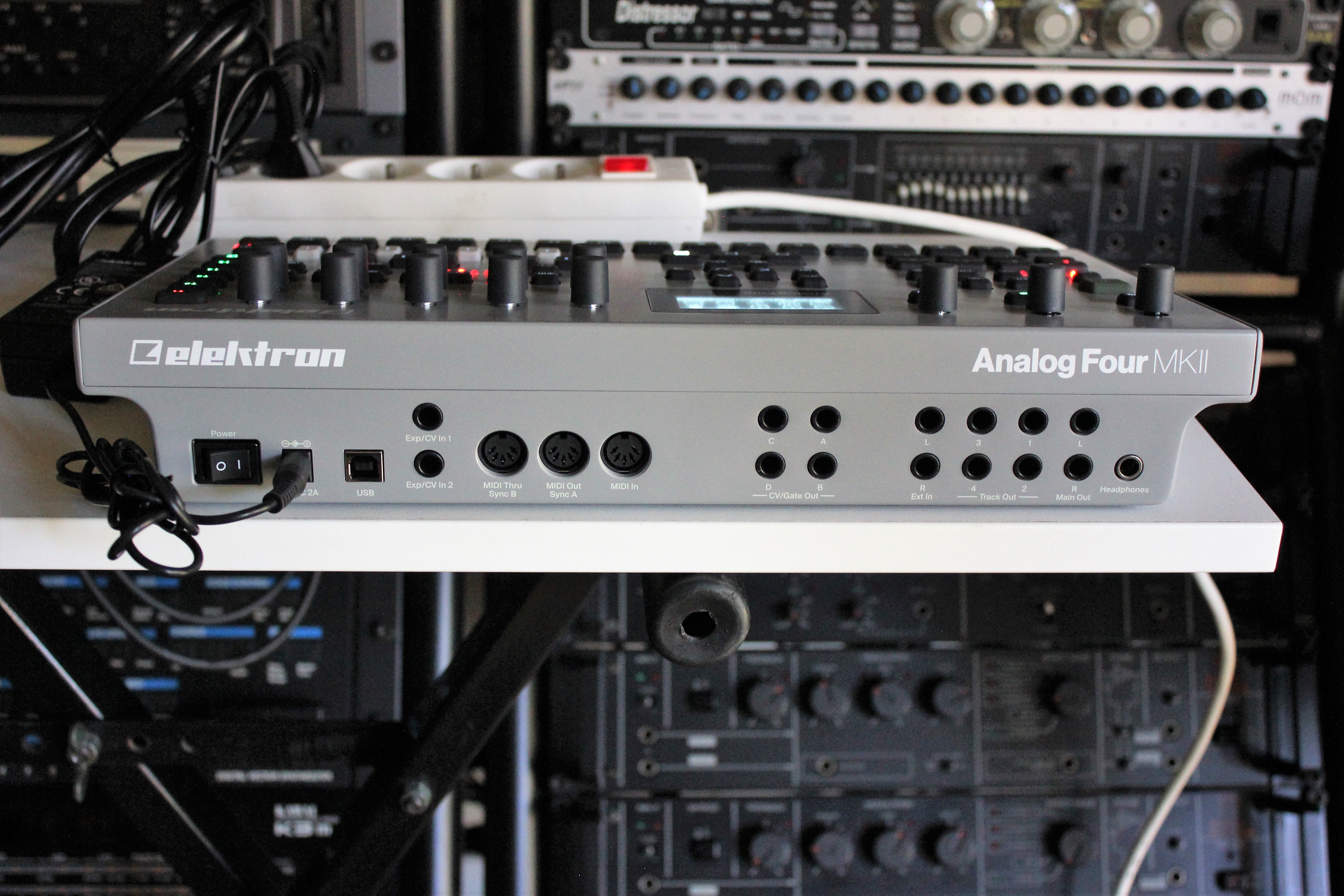 Analog4 MKII 2tof 12.JPG