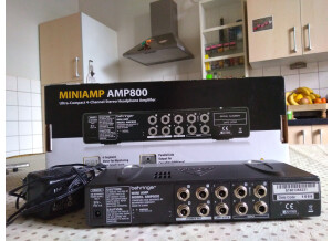 Behringer MINIAMP AMP800 (9868)