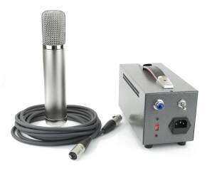 AKG C 12