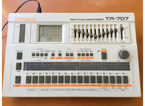 Roland TR-707 (86787)