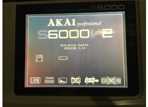 Akai S6000 (82475)