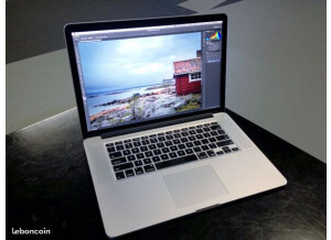 Apple MacBook Pro 15" Rétina Display (2106)