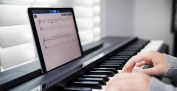 The One Music Group Piano Hi-Lite : Piano Hi Lite 3 grande The One Music Group Piano Hi-Lite : Piano Hi Lite 3 grande