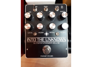 Parasit Studio Into the Unknown Guitar Synthesizer Deluxe