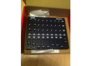 Akai MIDImix (81171)