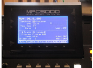 Akai MPC5000 (4788)