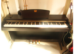Yamaha Clavinova CLP-115