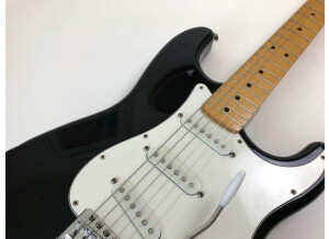 Fender Standard Stratocaster [1990-2005] (43282)