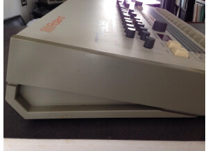 Roland TR-909 (9418)
