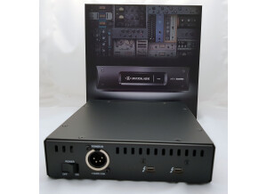 Universal Audio UAD-2 Satellite Thunderbolt - QUAD Core (13240)
