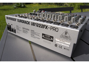 Behringer Eurorack UB1222FX-Pro