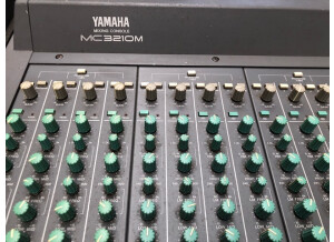 Yamaha MC2404 (30633)