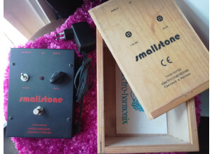 Electro-Harmonix Small Stone Russian (84196)