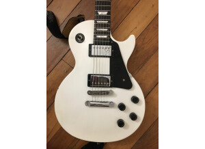 Gibson Les Paul Studio - Alpine White w/ Chrome Hardware (21129)