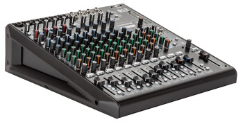 RCF E12 : 003 E12 right gallery RCF E12 : 003 E12 right gallery