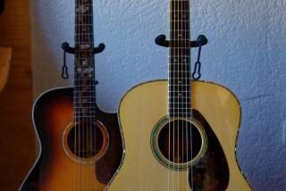 Yamaha LL16D ARE