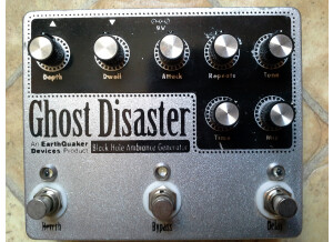 EarthQuaker Devices Ghost Disaster
