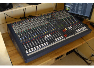 Soundcraft LX7II 24/4/3