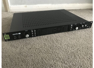 UniversaAudio face