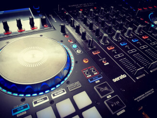 Denon DJ MCX8000