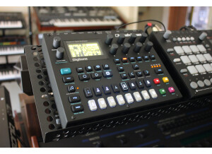 Digitone 2tof 04.JPG