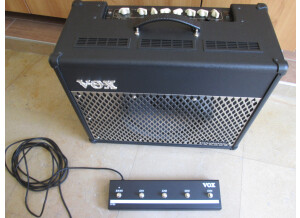 1 VOX VT50.JPG