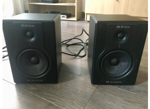 M-Audio BX5a Deluxe (76413)