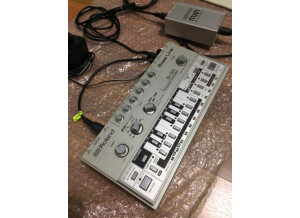 Roland TB-303 (43946)