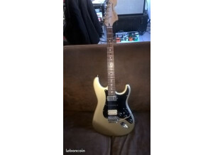 Squier Standard Stratocaster (69706)
