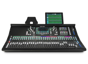 SQ 7 Front iPadRack 2800