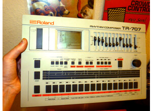 Roland TR-707 (4929)
