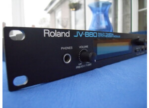 Roland JV-880 (40824)