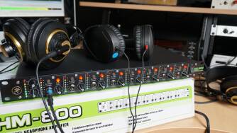 Mackie HM-800