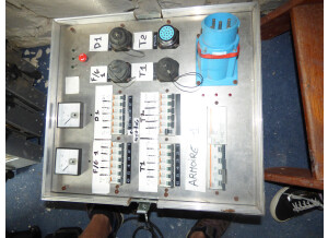 C2R Audio HP-12VC (61815)
