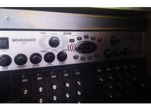 Behringer Bass V-Amp Pro (1278)