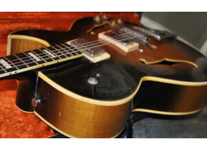 Eastwood Guitars Classic 4 Bass (9131)