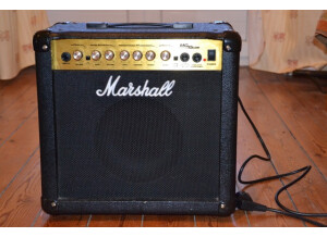 Marshall MG15CDR (69451)