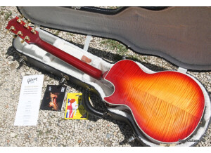 Gibson Les Paul Supreme - Heritage Cherry Sunburst (5129)