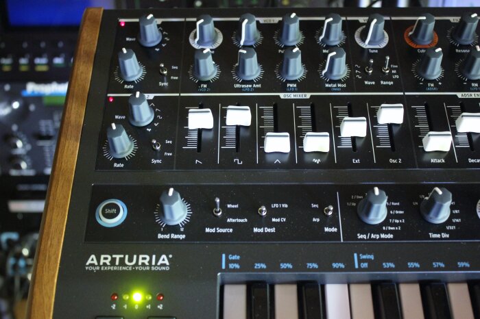 MiniBrute2 2tof 07.JPG MiniBrute2 2tof 07.JPG