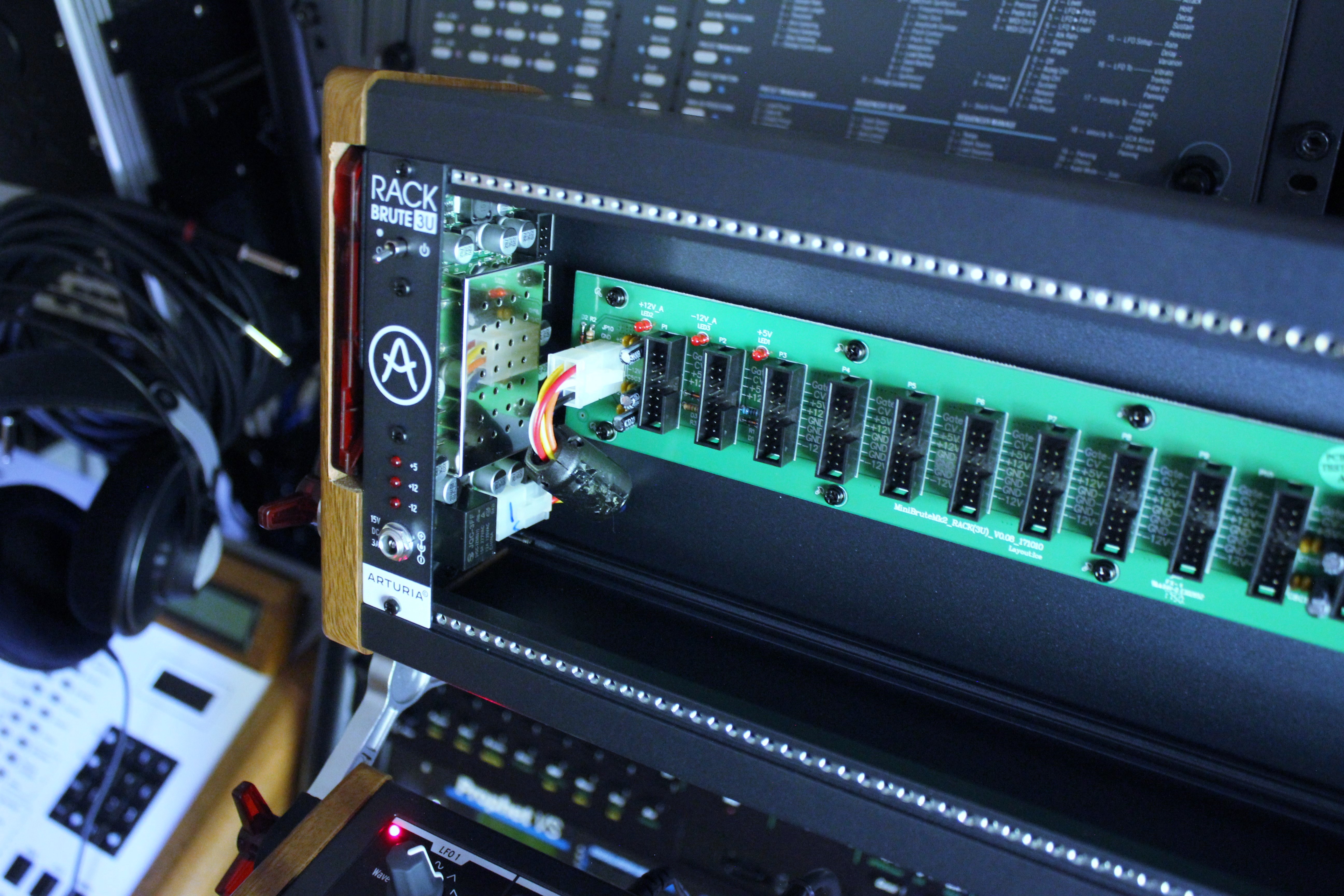 MiniBrute2 2tof 20.JPG